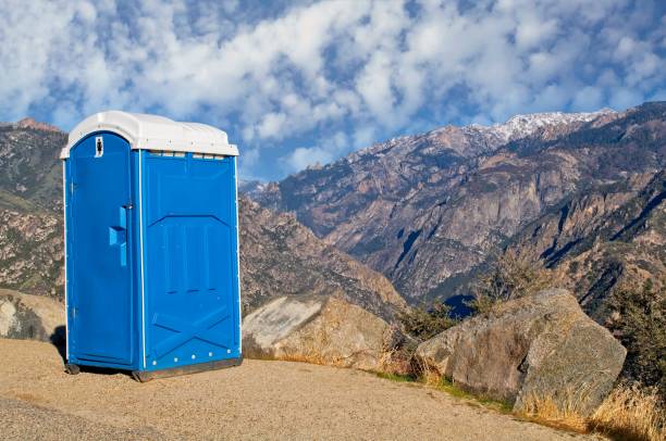 Porta potty delivery and setup in Albert Lea, MN